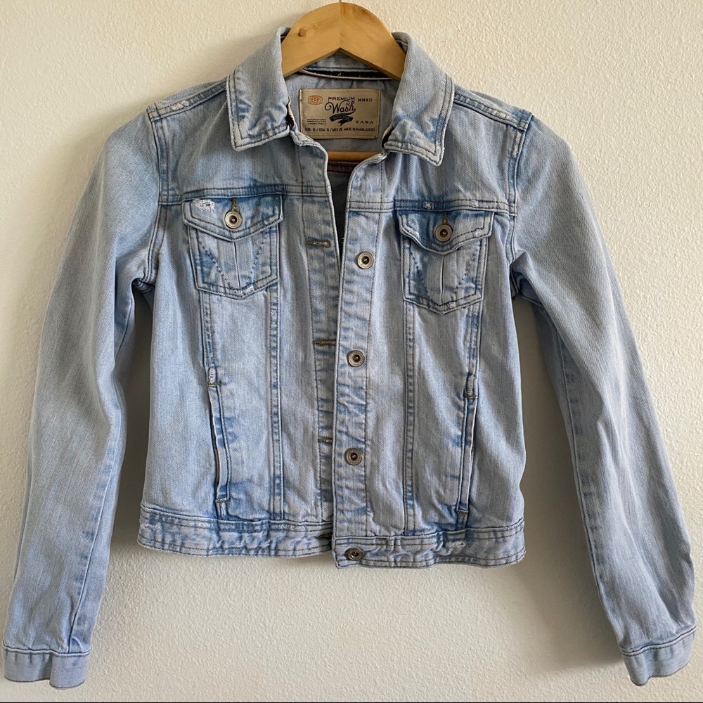 ZARA Distressed Denim Jacket Size Small
